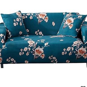 NWT Couch Cover - fit 64-82 inches